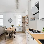 Kamppi Seaside Apartamento *